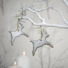 Charger l&#39;image dans la galerie, Ceramic Reindeer Decoration in snow white