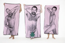 Charger l&#39;image dans la galerie, BUTT Magazine x American Apparel 2010 LIMITED EDITION Life Size Photo Beach Towel